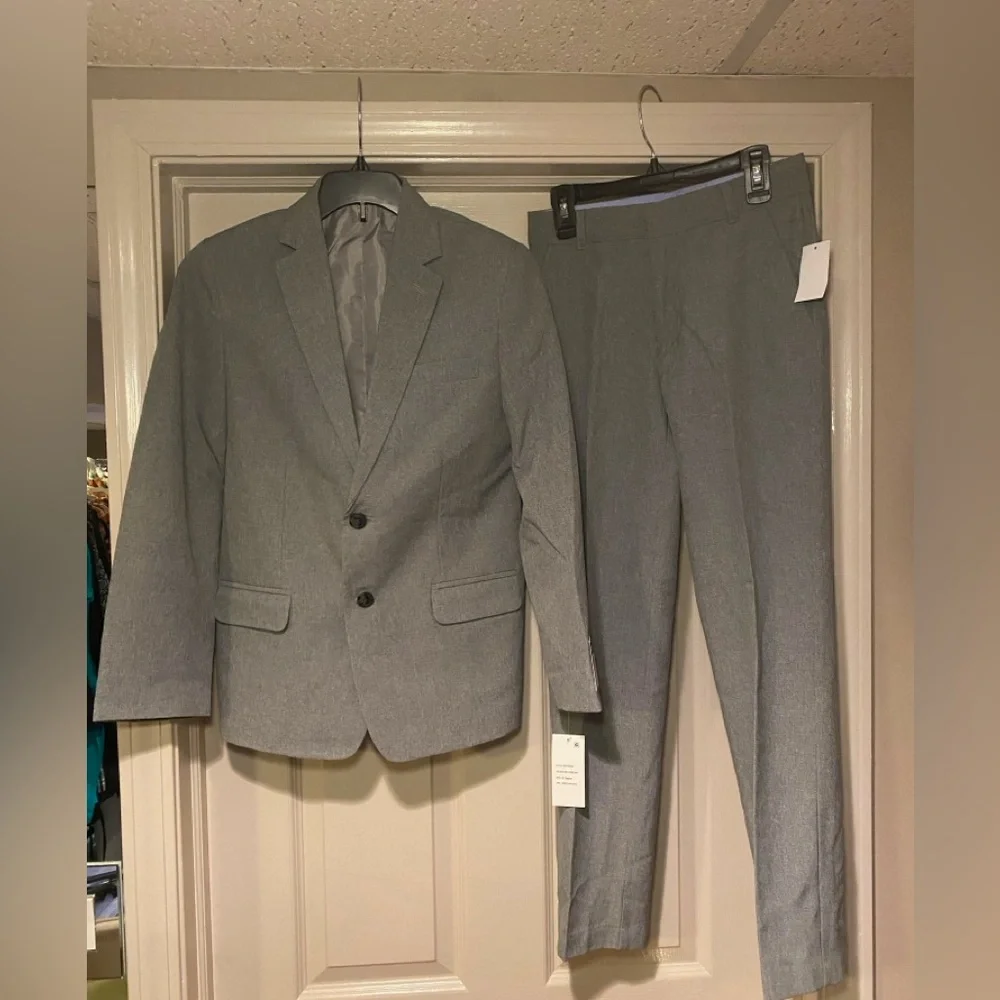 NWT Nautica Boys Grey Suit Holiday Special‎ Occasion Wedding